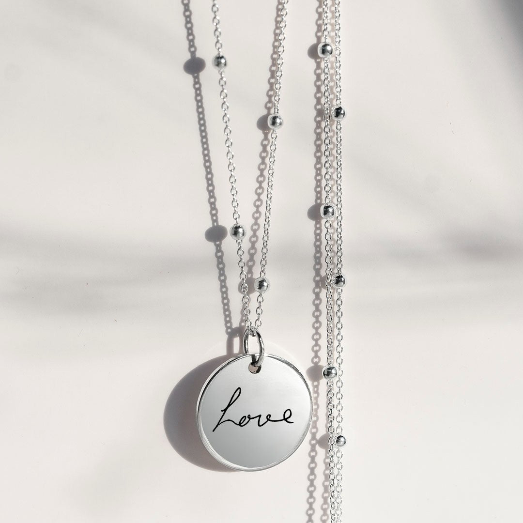 Pendentif disque manuscrit sur chaîne satellite - 15 mm