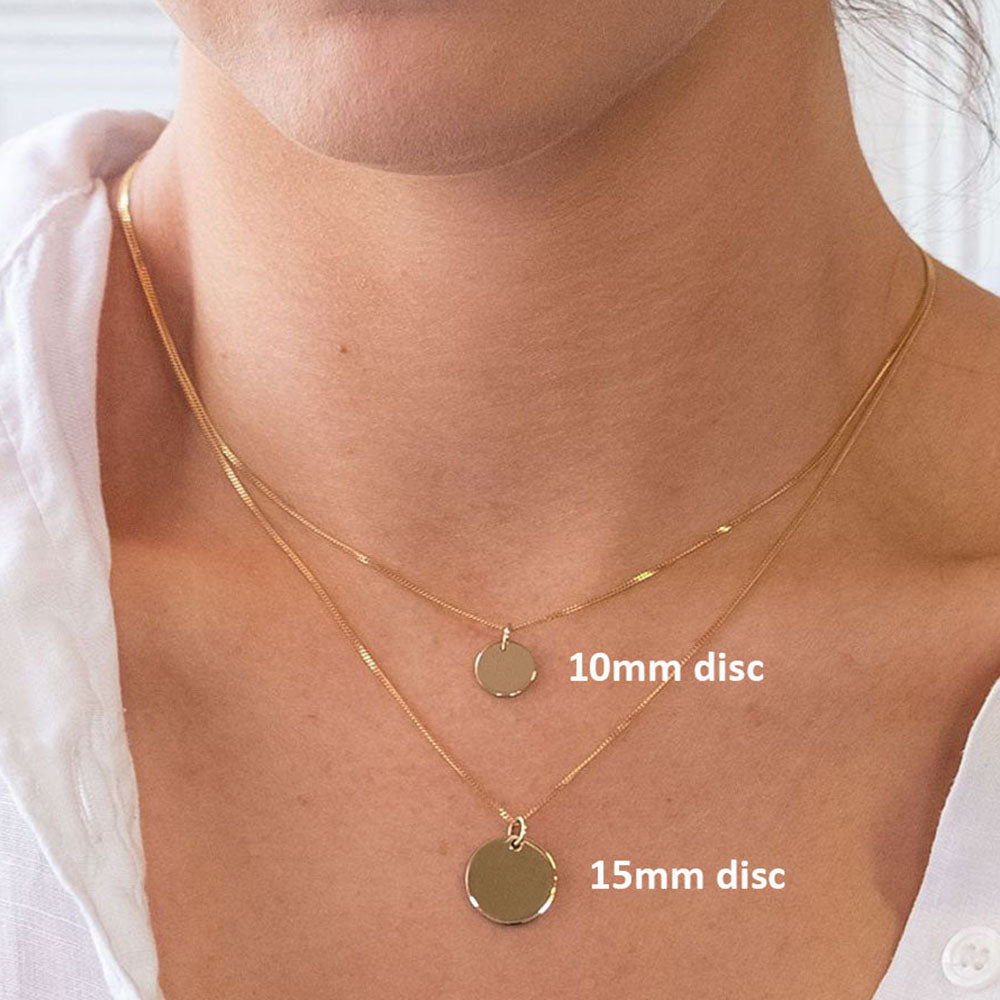 Comparison of 10mm and 15mm disc pendants