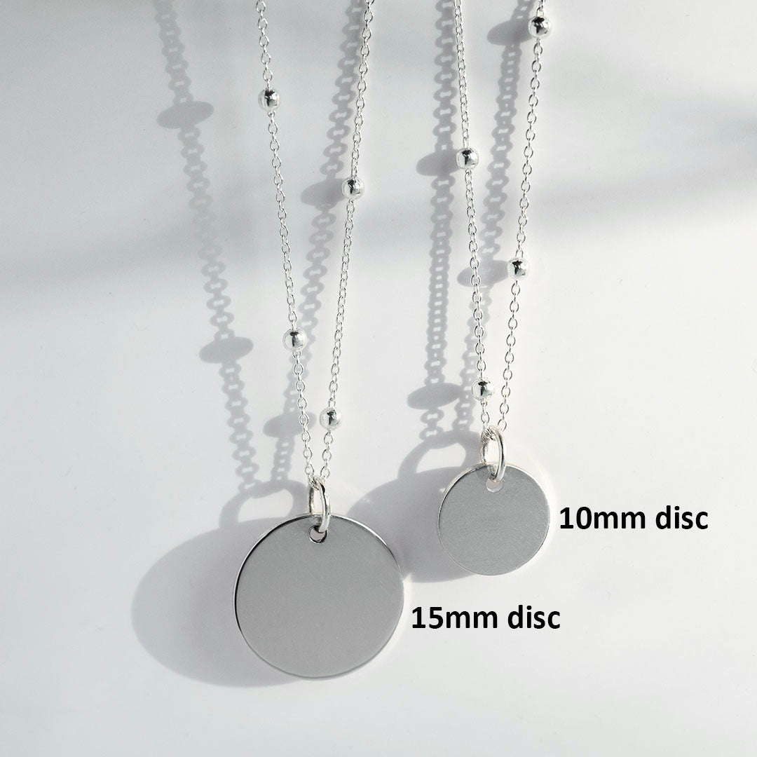 Comparison of 10mm and 15mm disc pendants